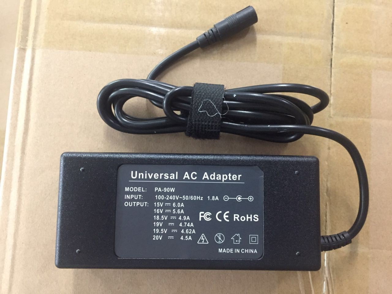 节能电源适配器